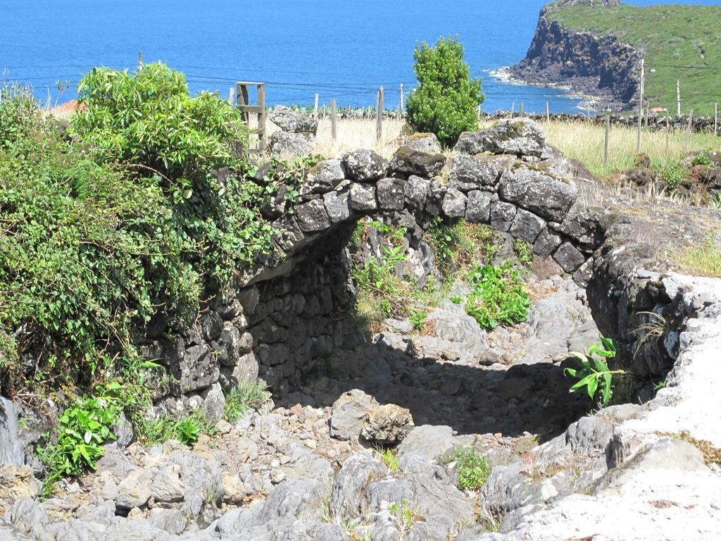 Pico Formoso Vinea Lava Alojamentos Pico براينا جي بايْشو المظهر الخارجي الصورة